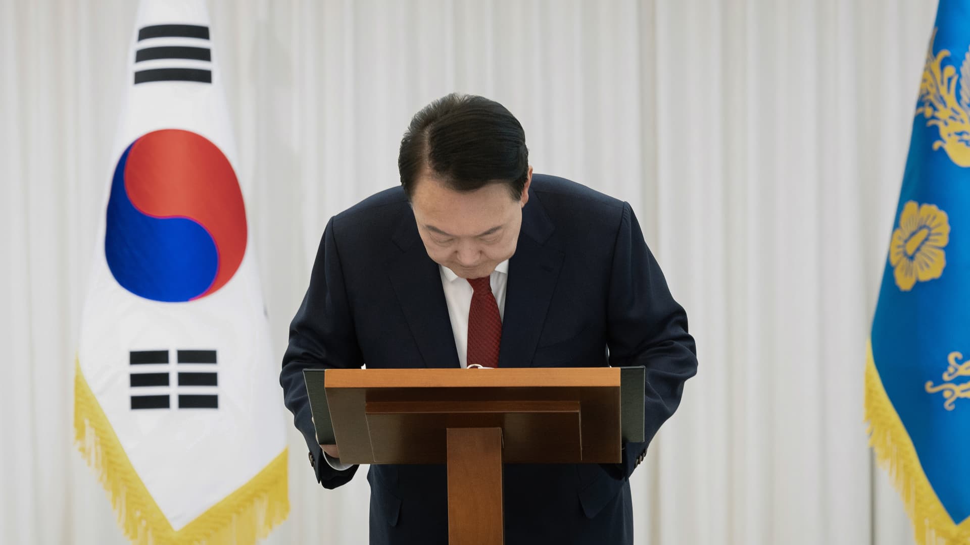 South Korea court issues warrant for impeached President Yoon