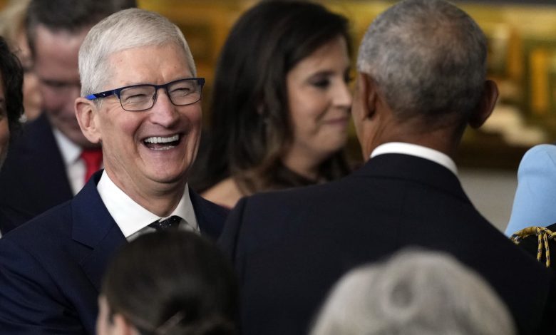 Tech giants Apple and Meta Platforms lead a busy week of reports