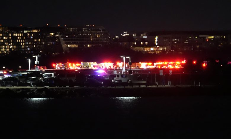 American Airlines regional jet carrying 64 collides midair with military helicopter near D.C. airport