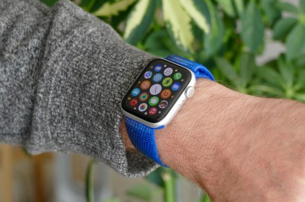 The Apple Watch SE 2 is under $200 at Amazon today, and we love it