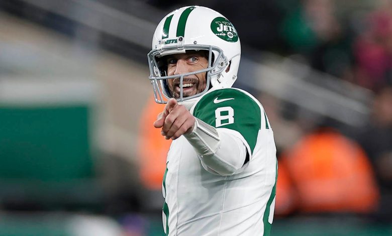 Jets' Aaron Glenn gives no-nonsense answer to Aaron Rodgers question: 'Don't waste your time'