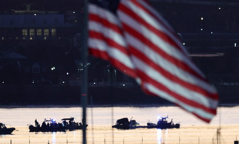 Wizards hold moment of silence for victims of deadly midair collision in Washington