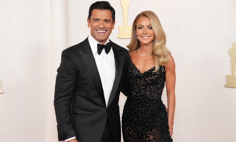 Mark Consuelos and Kelly Ripa