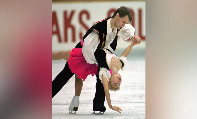 Olympic medalist Scott Hamilton recalls final meeting with champion Russian skaters days before plane crash