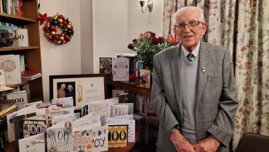 WWII veteran turns 100 shares advice SWNS