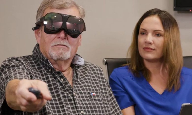 How VR technology is curing loneliness in seniors