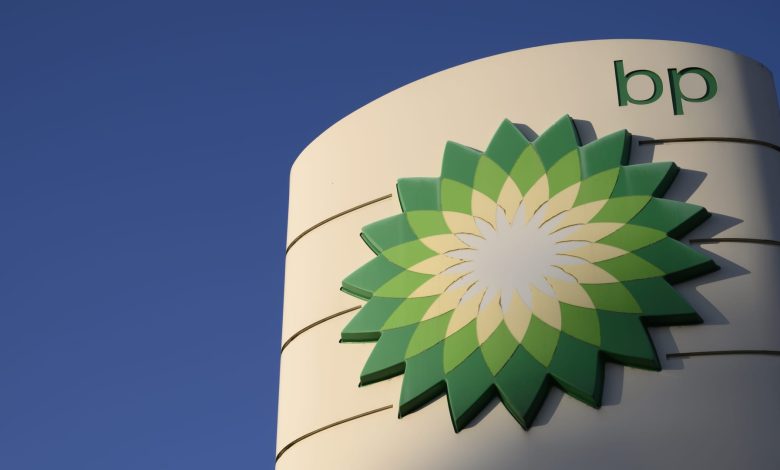 Activist Elliott builds stake in oil major BP, source says