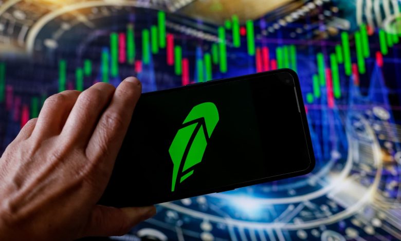 Robinhood says SEC dismissed crypto unit investigation in latest sign of easier regulation for industry