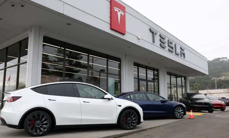 Tesla recalls over 375,000 vehicles in U.S. due to failing steering systems