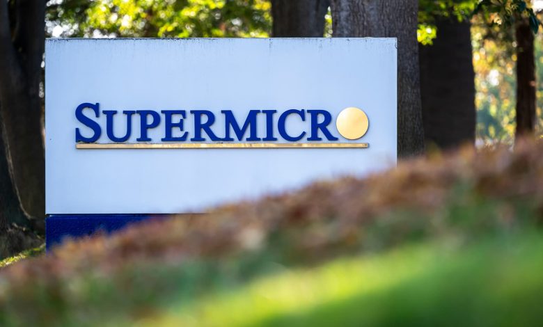 Super Micro shares fall ahead of filing deadline