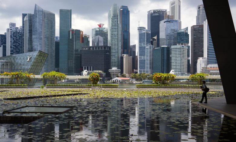 Singapore inflation climbs at the slowest rate since February 2021