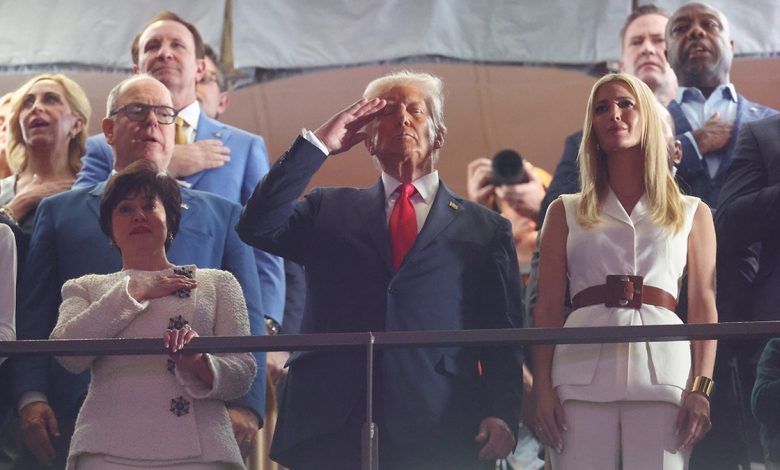 Donald Trump salutes