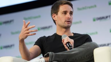 Evan Spiegel SnapDSC04070