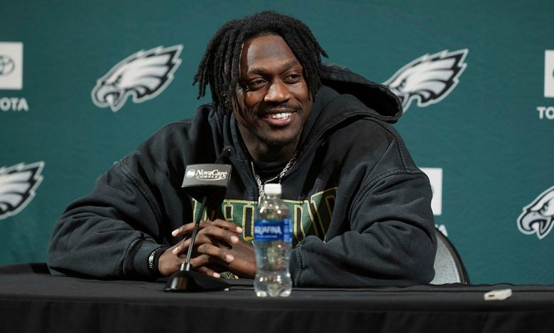 Eagles' A.J. Brown recalls feeling like a 'paid actor' at previous Super Bowl, a loss to the Chiefs