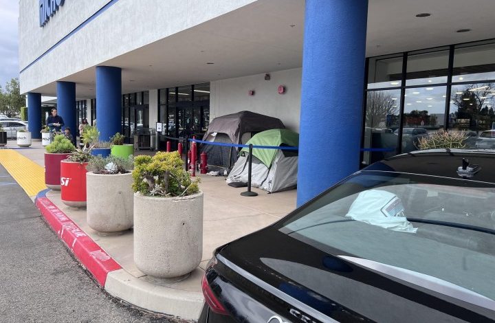 Tents outside of Micro Center for the RTX 5090 release.