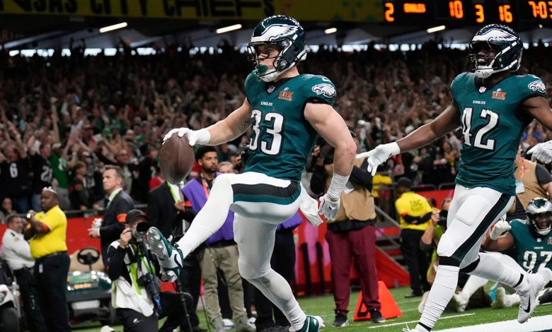 Eagles rookie, celebrating his 22nd birthday, records pick-6 in Super Bowl LIX for first NFL interception