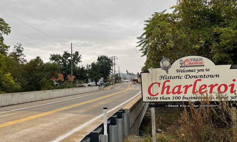 A sign welcoming visitors to Charleroi Pennsylvania.