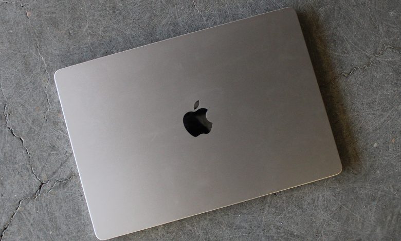 The lid of Apple's 15-inch MacBook Air seem from above.