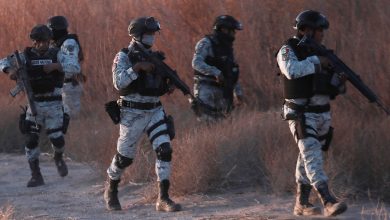 Mexican troops at border