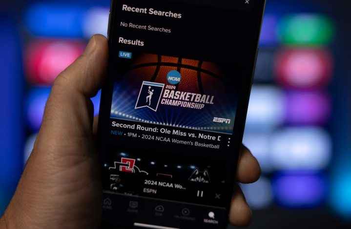 March Madness on Sling TV on an iPhone.