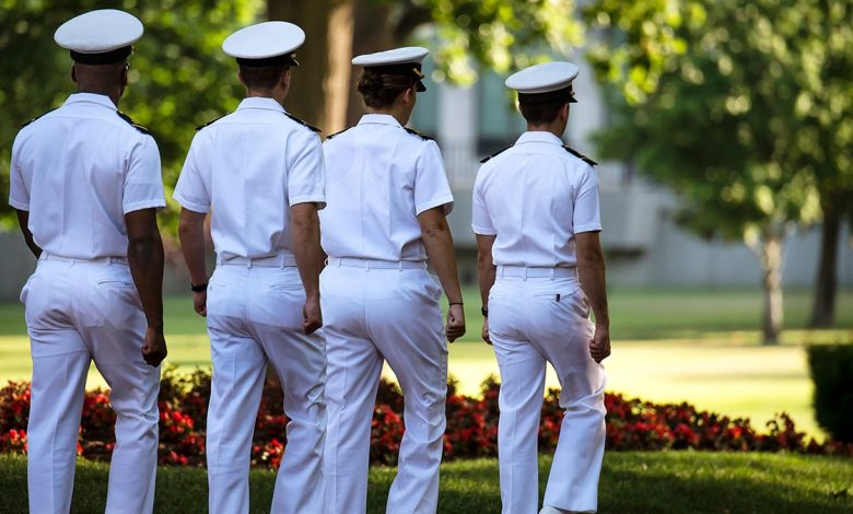 US Naval Academy cadets