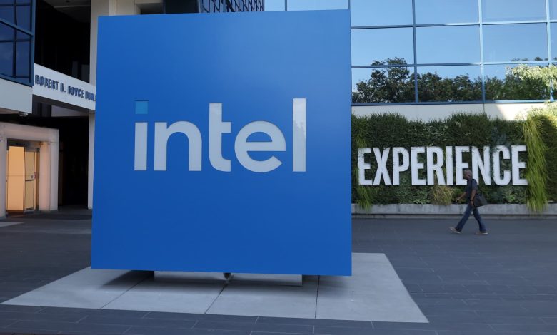 Intel announces three board members will retire following CEO shake-up