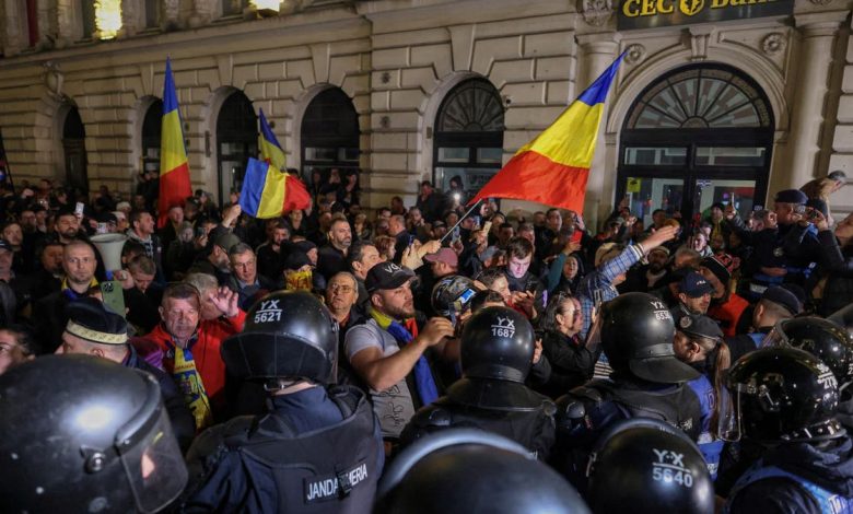 Protesters take to the streets in Bucharest, Romania