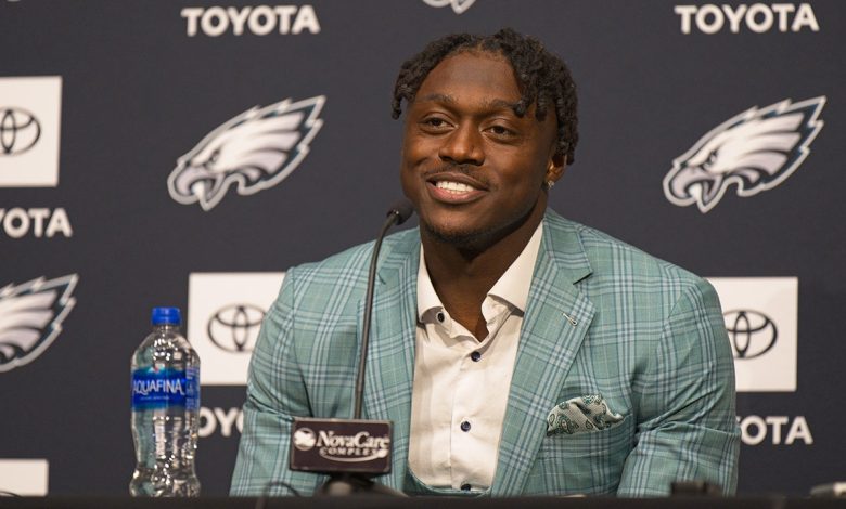 Eagles' A.J. Brown nearly picked baseball over football