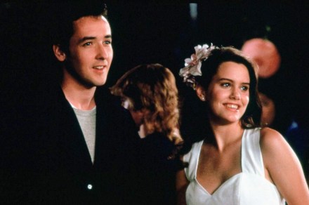 This iconic '80s teen rom-com couple had a real-life romance