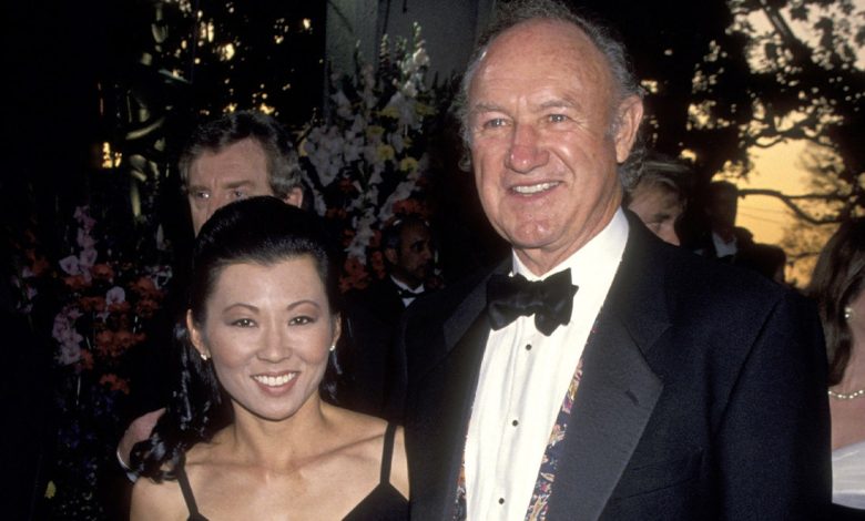 Gene Hackman and Betsy Arakawa smiling