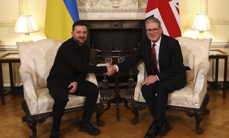 Zelenskyy meets with British PM Keir Starmer after Trump clash