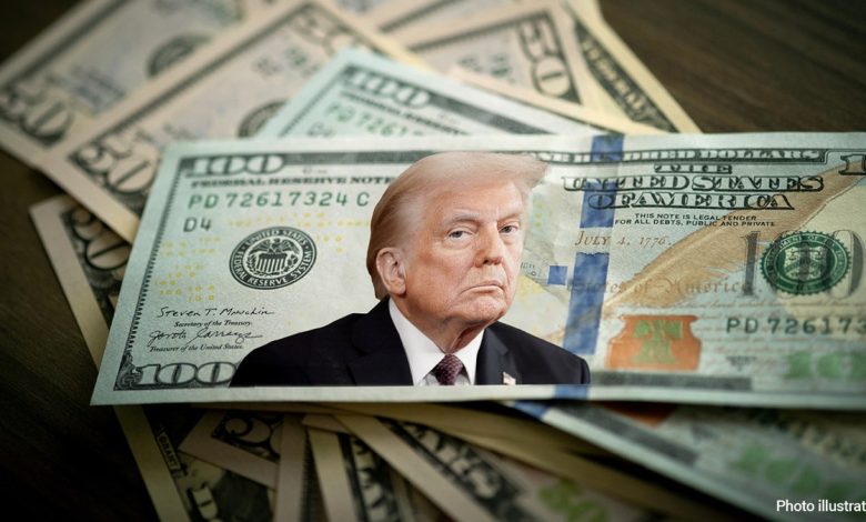 Trump's face on a $100 bill