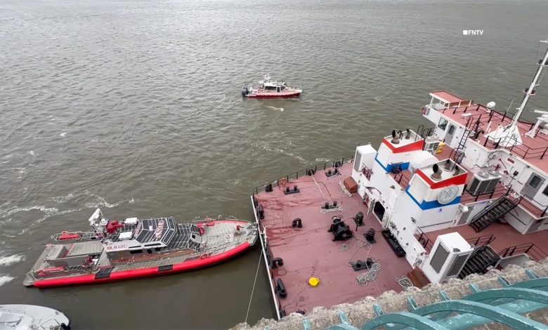 Authorities could be seen investigating the scene after the Hudson River explosion.