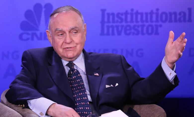 Cooperman still heavily in energy stocks and has a new MLP pick