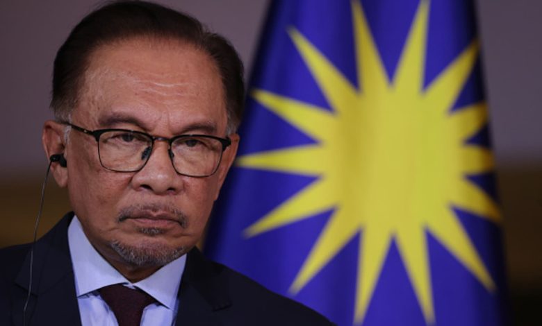 Malaysia PM sees possible reduction in U.S. tariffs, but growth to miss target
