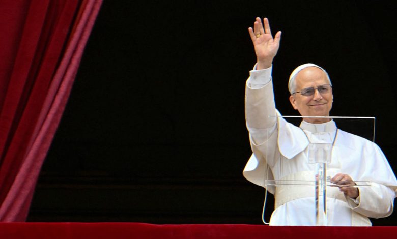 Pope Leo XIV appeals to world powers for 'no more war' in first Sunday appearance
