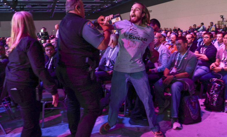 Microsoft employees say emails with 'Gaza' or 'Palestine' won't send