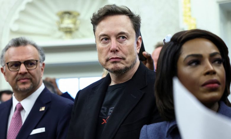 Musk’s DOGE expanding his Grok AI in U.S. government, raising conflict concerns