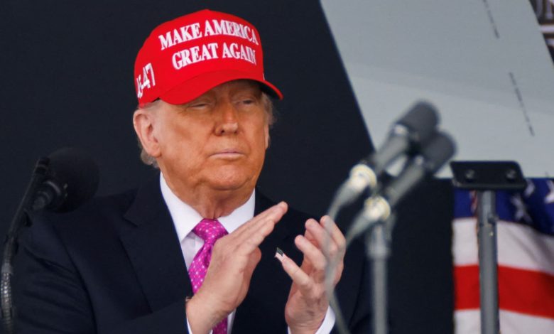 Trump delays 50% tariffs on EU to July 9