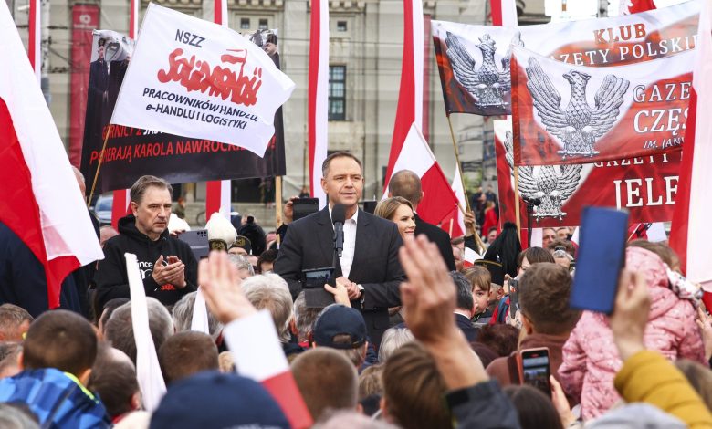 Polish presidential rivals neck and neck ahead of high-stakes runoff vote