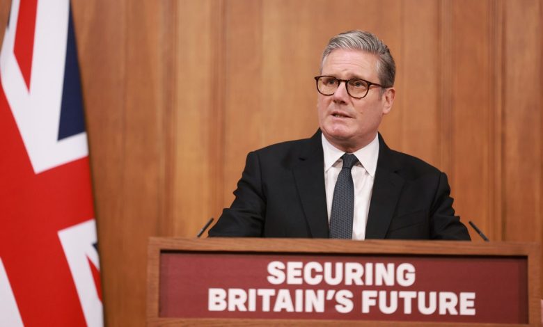 UK police investigate fire at British PM Keir Starmer's north London home