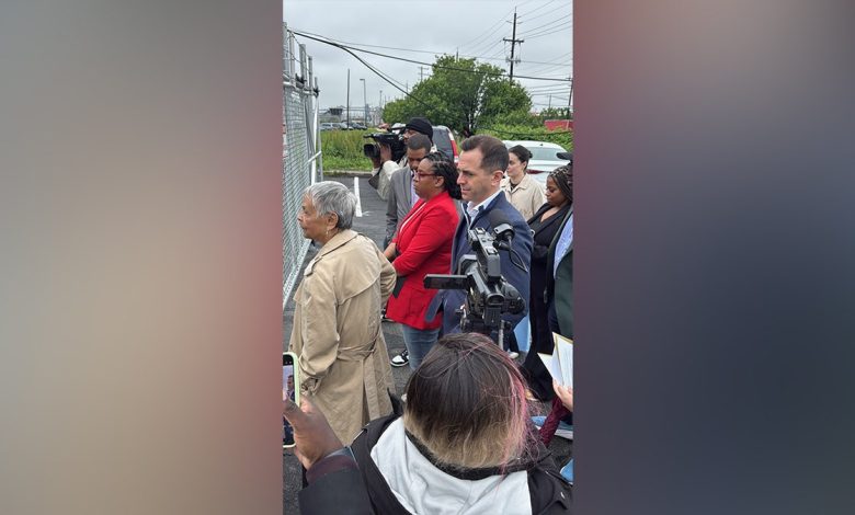 Members of Congress bust into ICE detention facility in New Jersey