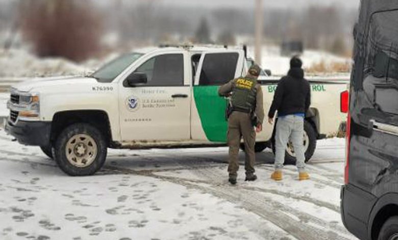 Border patrol agents make an arrest in Maine