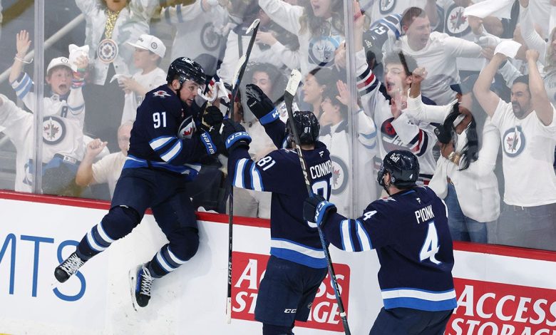 Jets beat Blues Cole Perfetti's heroics