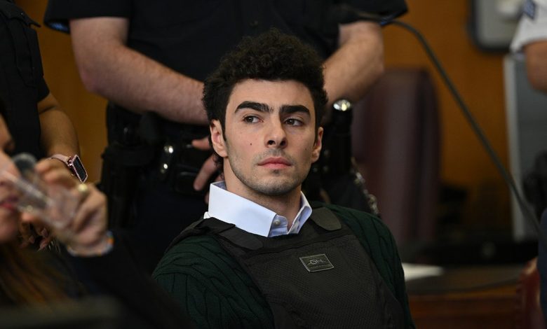 Luigi Mangione appears in court