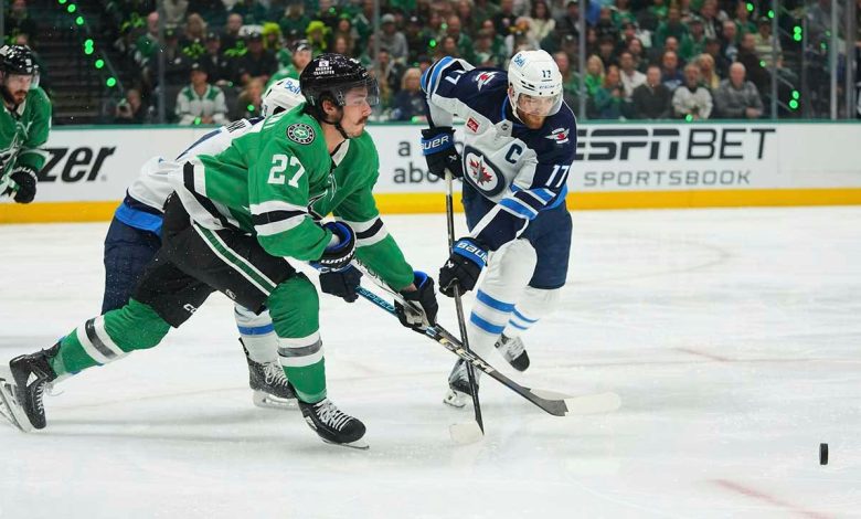 NHL news: Stars' Mason Marchment swings stick at referee