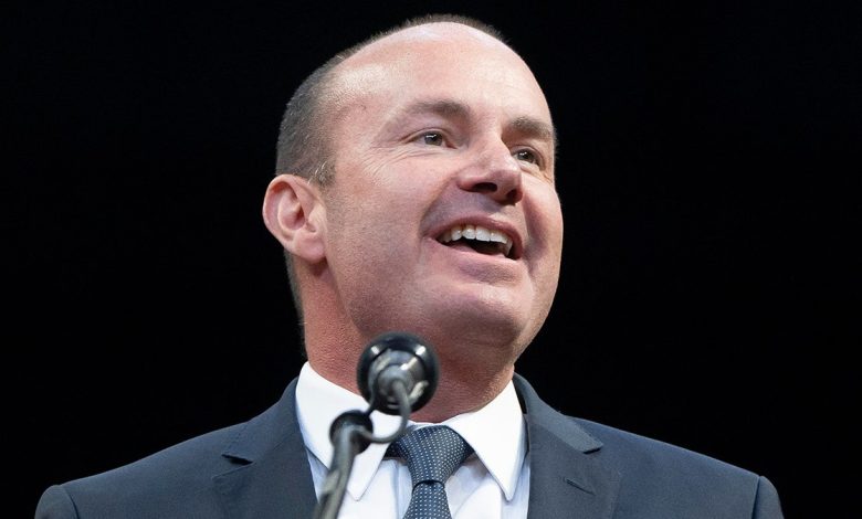 Sen. Mike Lee speaks at Trump rally
