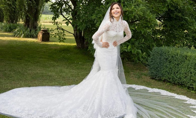 Lauren Sánchez changes name to Bezos, reveals stunning wedding dress