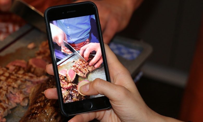 How to transfer photos and videos off your phone