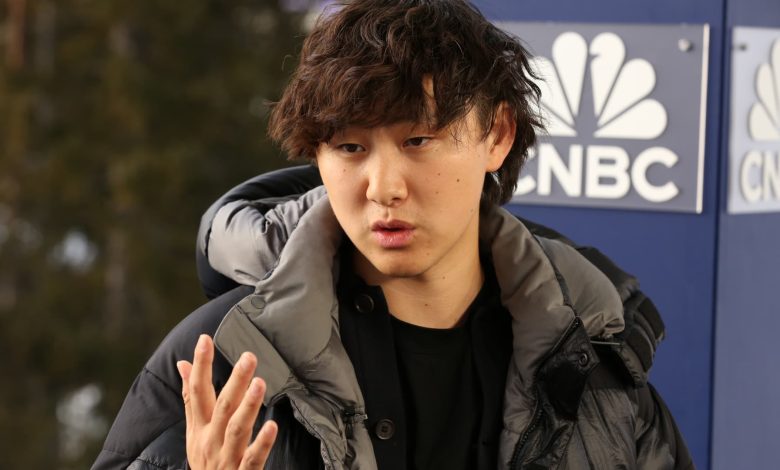 Scale AI founder Wang announces exit for Meta part of $14 billion deal